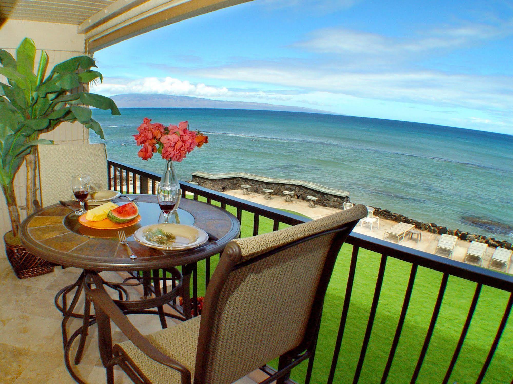 Kaleialoha Condominiums Lahaina Exterior photo